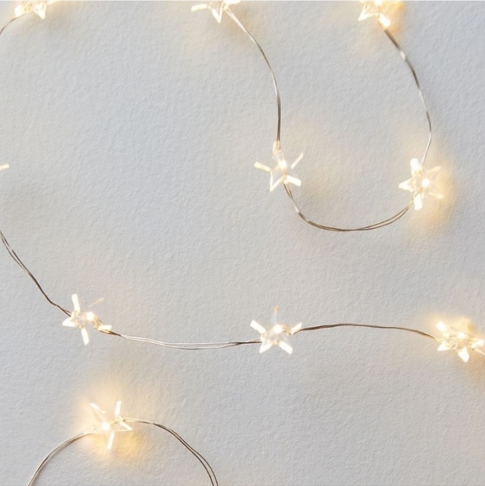 Free People Starry String Lights Mini White 7' Copper Wire With 3 Batteries NWT - Picture 3 of 16